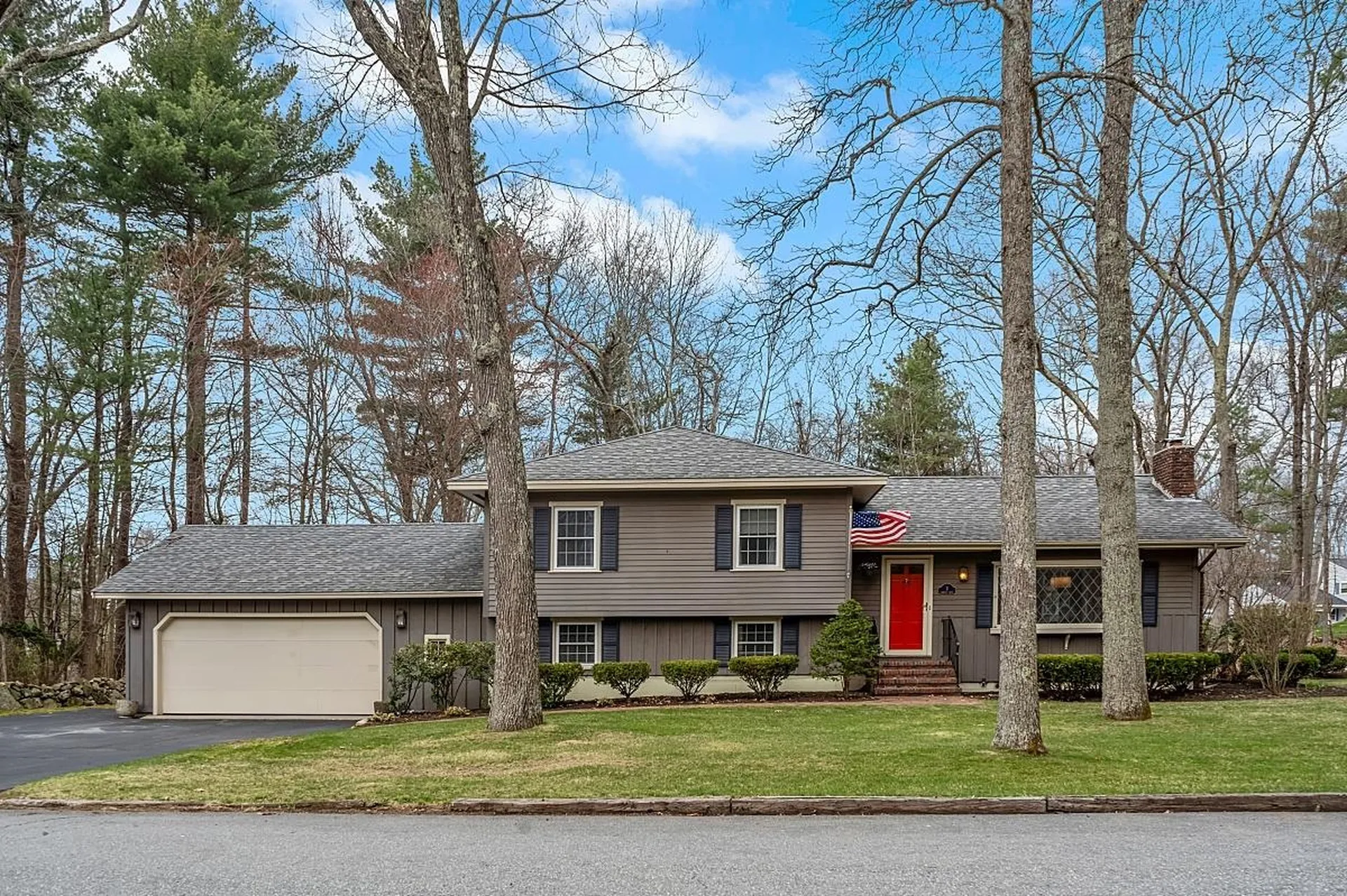 3 Samoset Drive Salem NH 03079