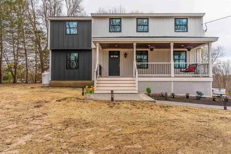 5 Squamscott Road Stratham NH 03885