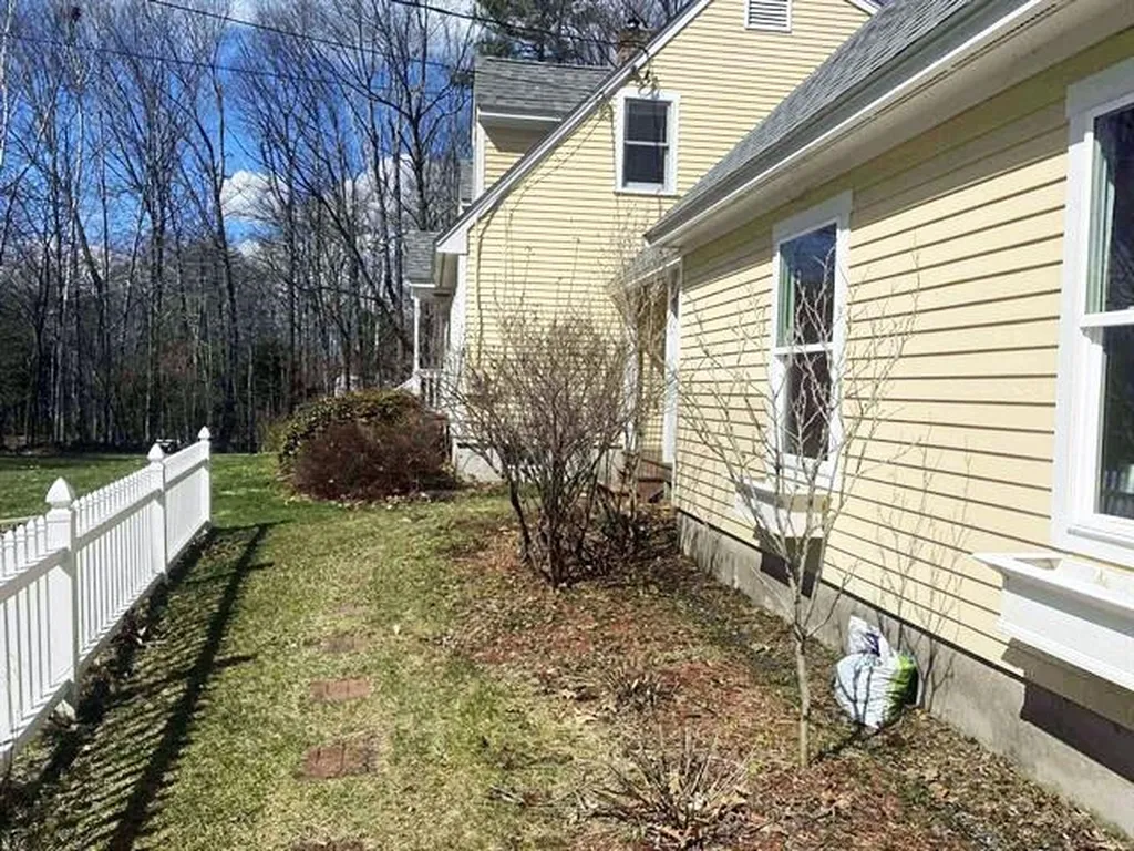 63 Riverwood Drive New Hampton NH 03256