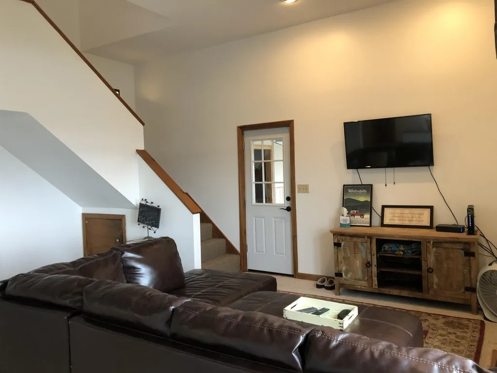 27 Marsh Lane Colchester VT 05446