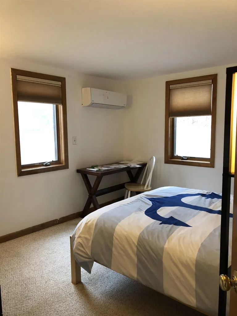 27 Marsh Lane Colchester VT 05446