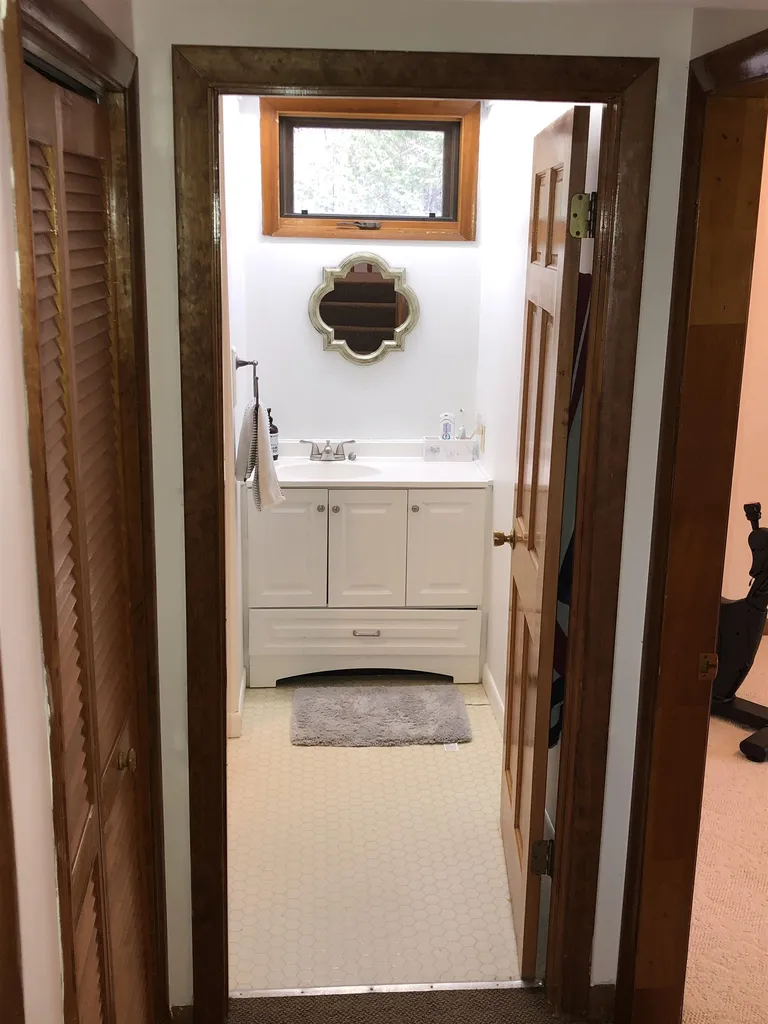 27 Marsh Lane Colchester VT 05446