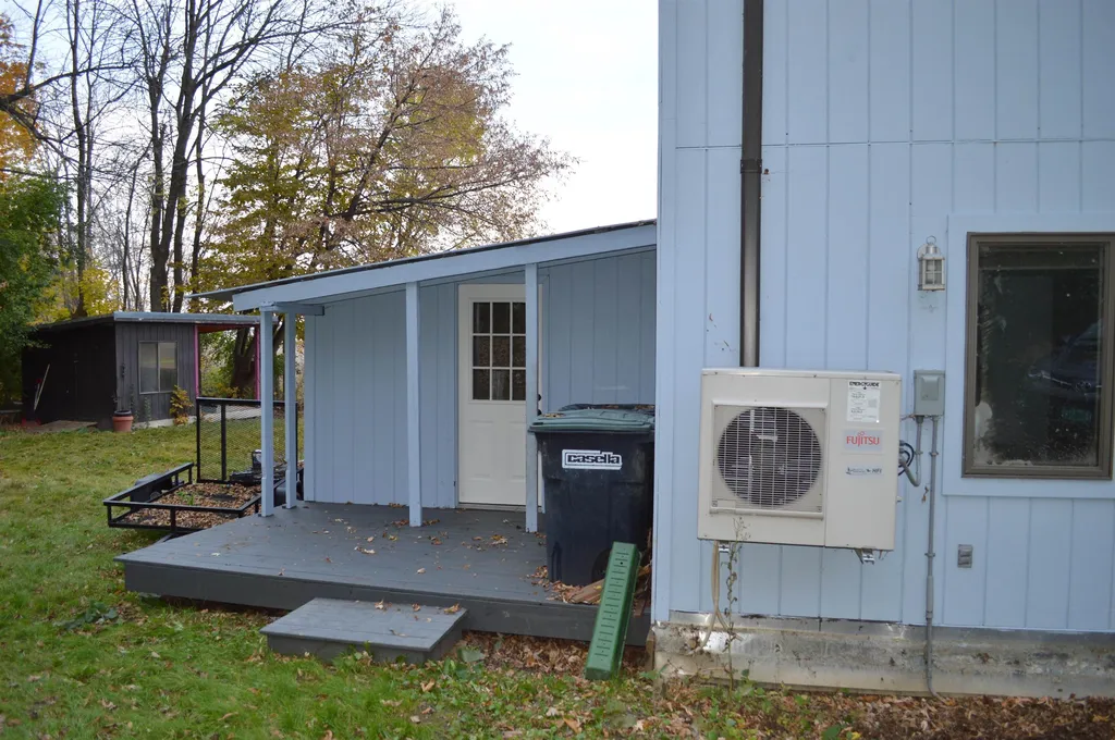 27 Marsh Lane Colchester VT 05446