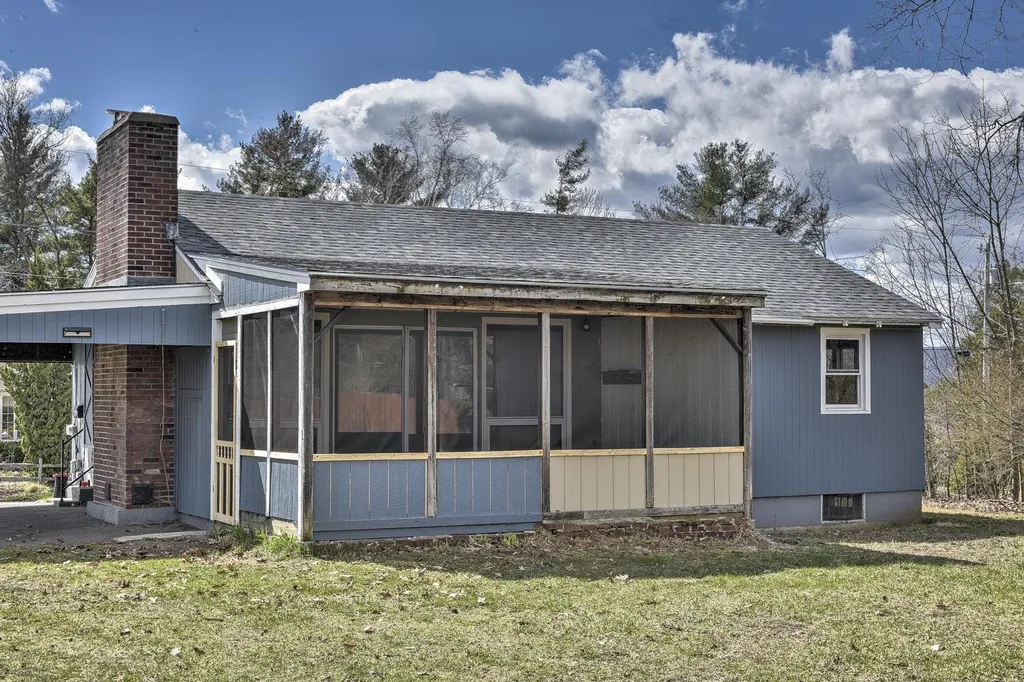 12 W Diane Drive Keene NH 03431