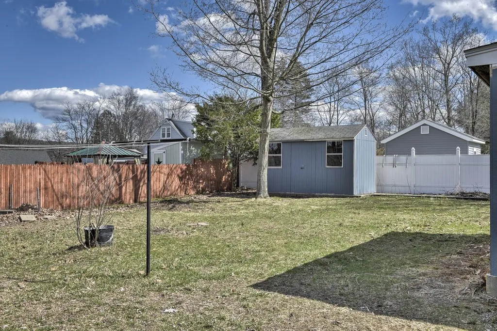 12 W Diane Drive Keene NH 03431