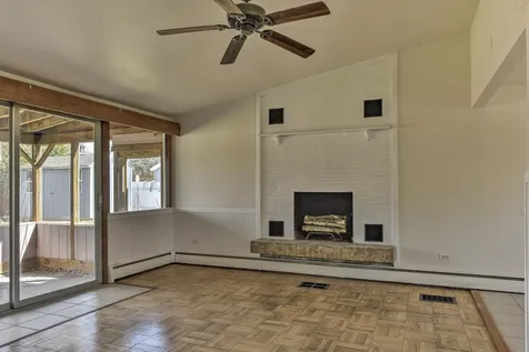 12 W Diane Drive Keene NH 03431