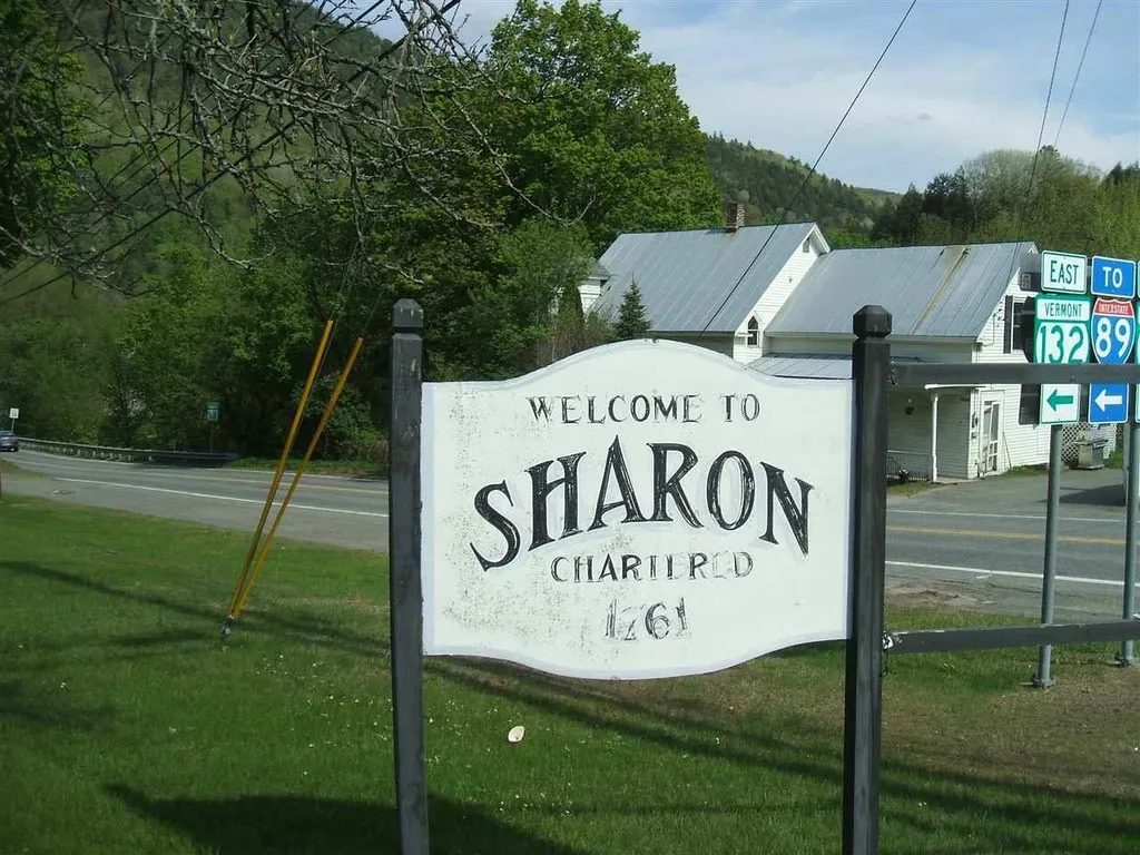 4959 Vt Route 14 Sharon VT 05065