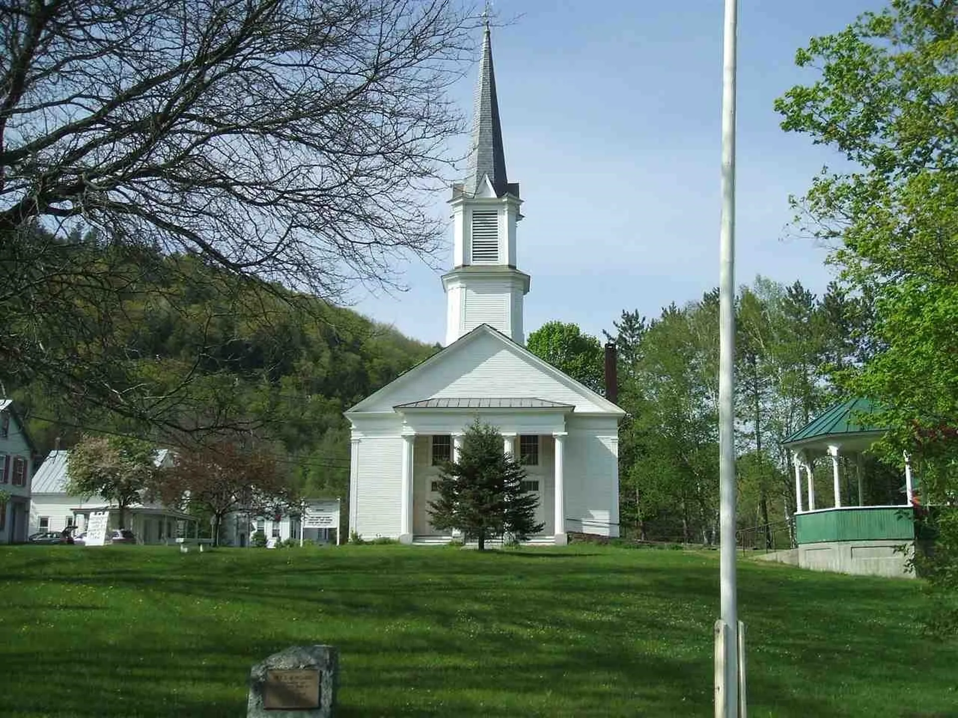 4959 Vt Route 14 Sharon VT 05065