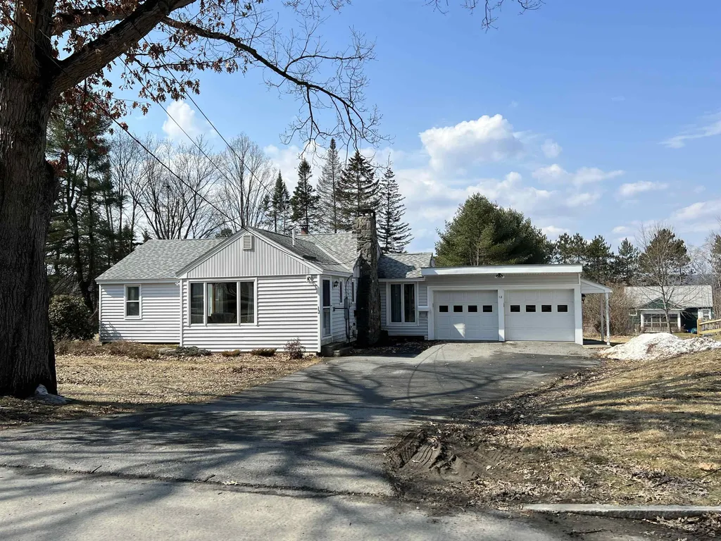 12 Johnson Avenue Lebanon NH 03784