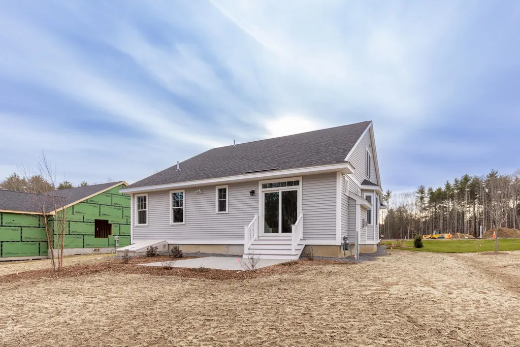 16 Sage Drive Hampton NH 03842