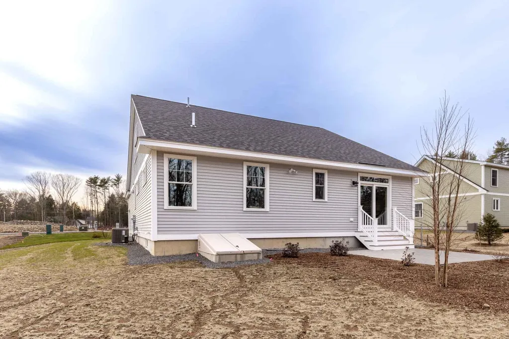 16 Sage Drive Hampton NH 03842