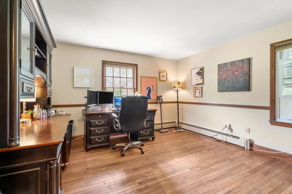 18 Beaver Brook Road Bedford NH 03110