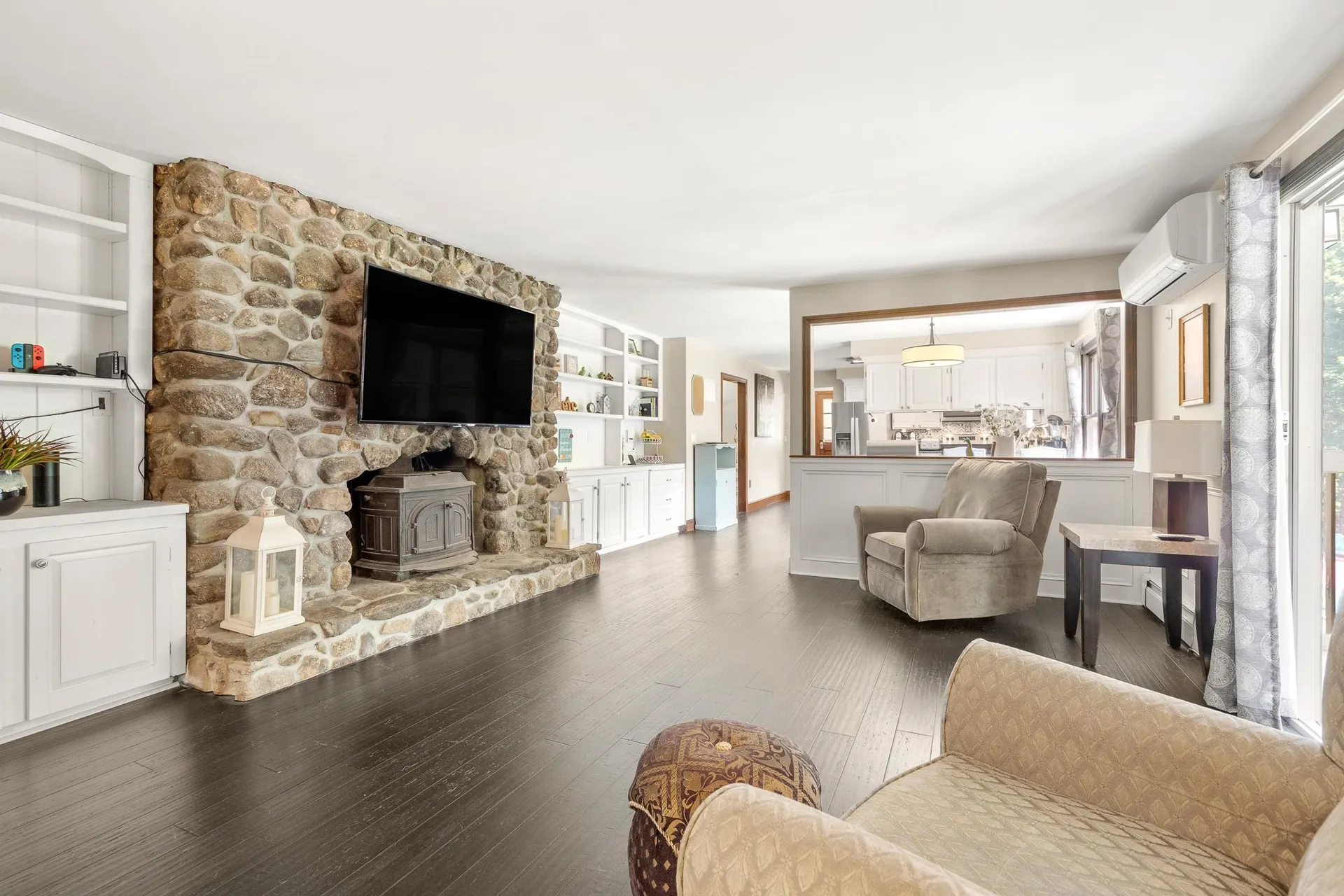 18 Beaver Brook Road Bedford NH 03110