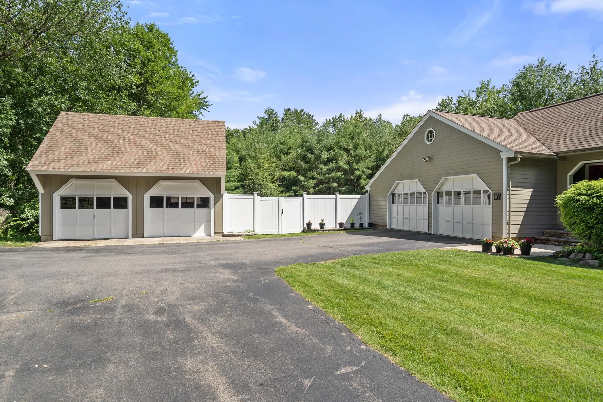 18 Beaver Brook Road Bedford NH 03110