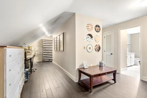18 Beaver Brook Road Bedford NH 03110