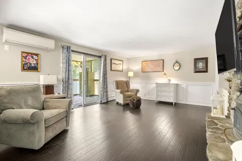 18 Beaver Brook Road Bedford NH 03110