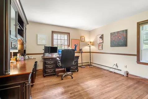 18 Beaver Brook Road Bedford NH 03110