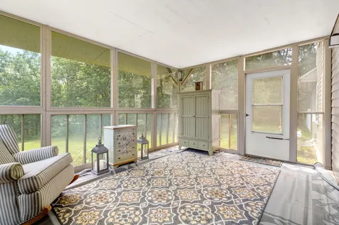 18 Beaver Brook Road Bedford NH 03110