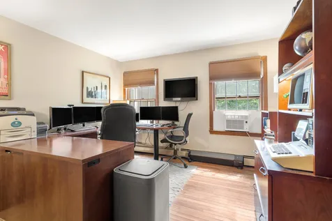 18 Beaver Brook Road Bedford NH 03110