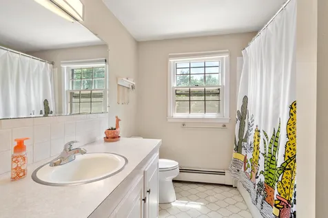 18 Beaver Brook Road Bedford NH 03110