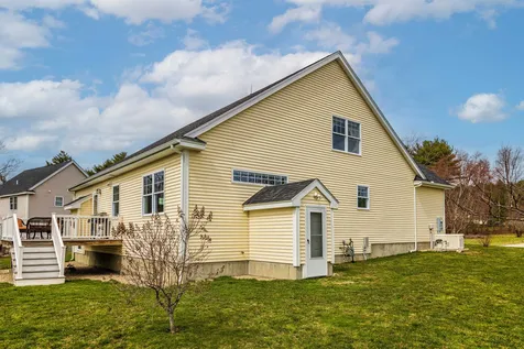 5 Olive Meadow Lane Dover NH 03820