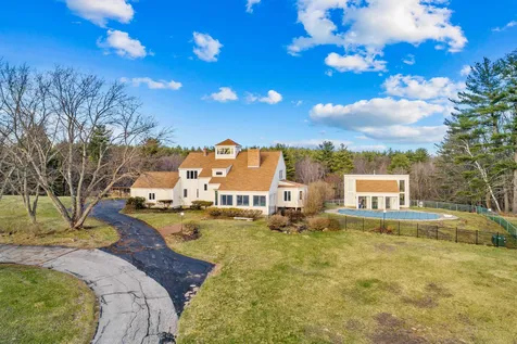 112 Pattee Hill Road Goffstown NH 03045