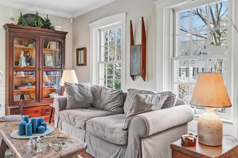 15 Pleasant Street Woodstock VT 05091