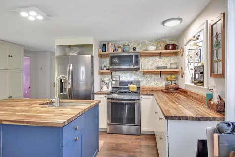 169 N Brownell Road Williston VT 05495