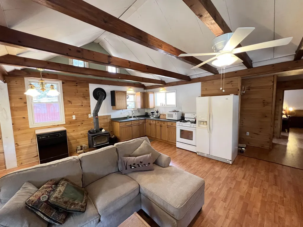 2560 Buffalo Road Rumney NH 03266