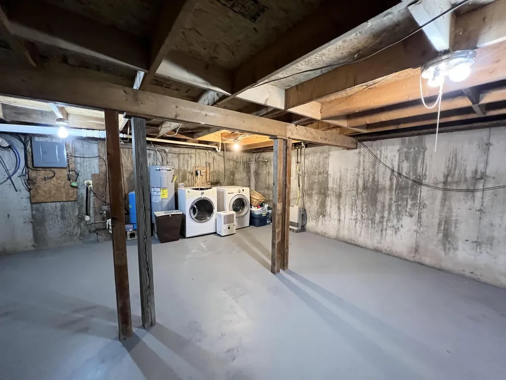 2560 Buffalo Road Rumney NH 03266