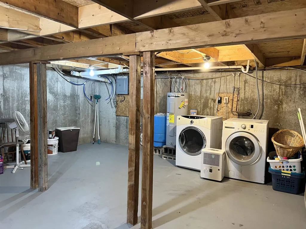 2560 Buffalo Road Rumney NH 03266