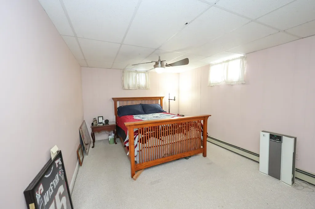 892 Dix Street Manchester NH 03103