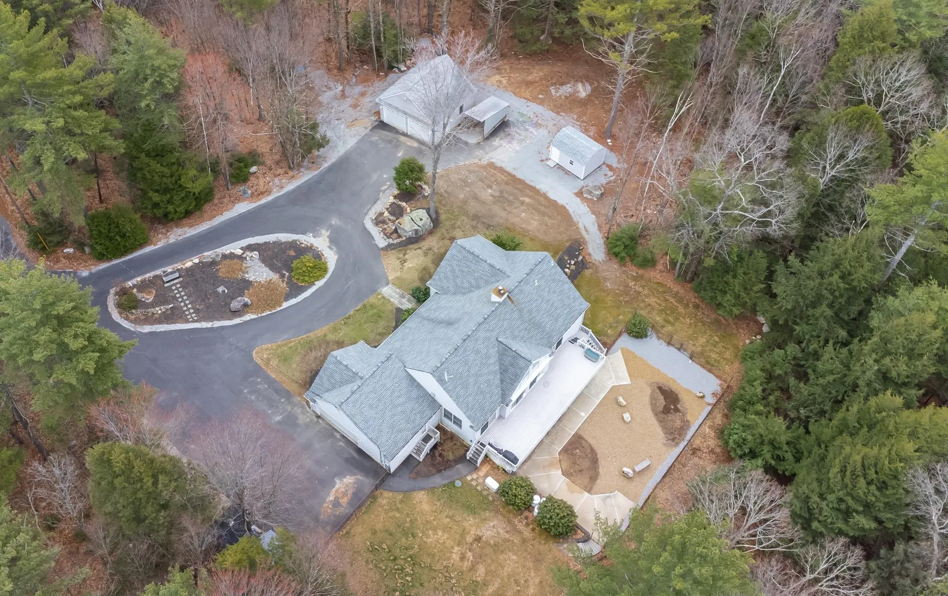 33 Range Road Goffstown NH 03045