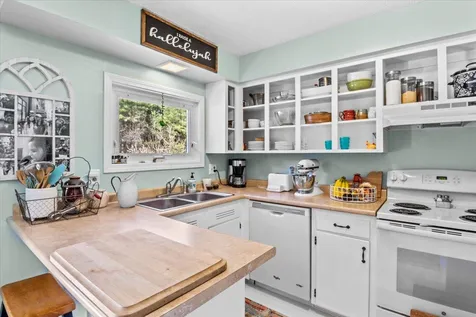 10 Evergreen Drive Milton VT 05468