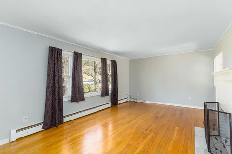 14 Athens Drive Essex VT 05402