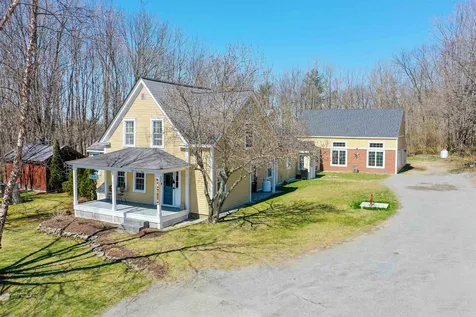785 Chester Road Auburn NH 03032