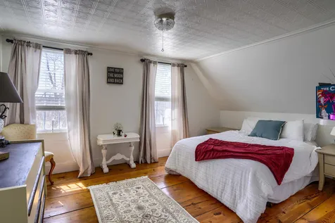 785 Chester Road Auburn NH 03032