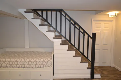 5 Aaron Way Litchfield NH 03052