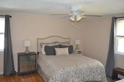 5 Aaron Way Litchfield NH 03052