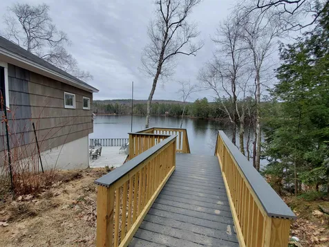 16 Beard Lane Grafton NH 03240