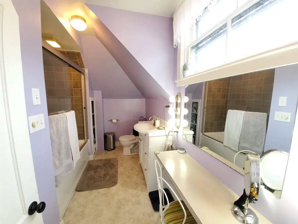 30 Union Street Enfield NH 03748