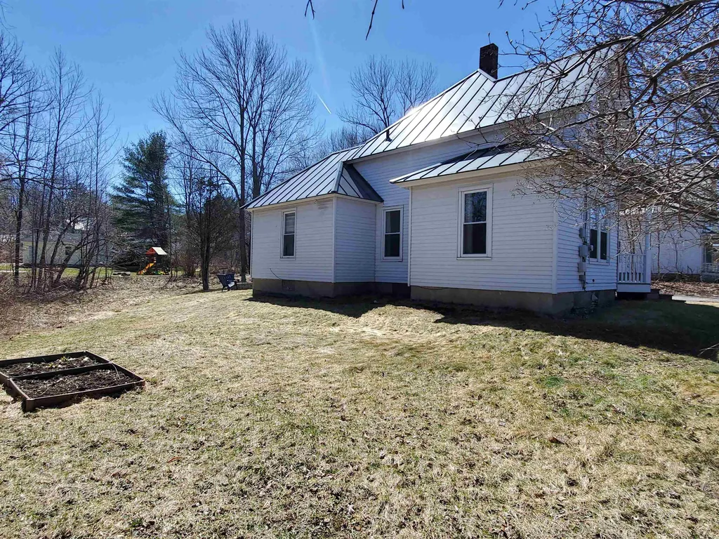 30 Union Street Enfield NH 03748