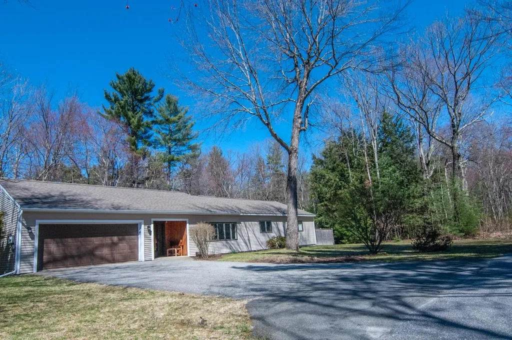 6 Fir Street Merrimack NH 03054