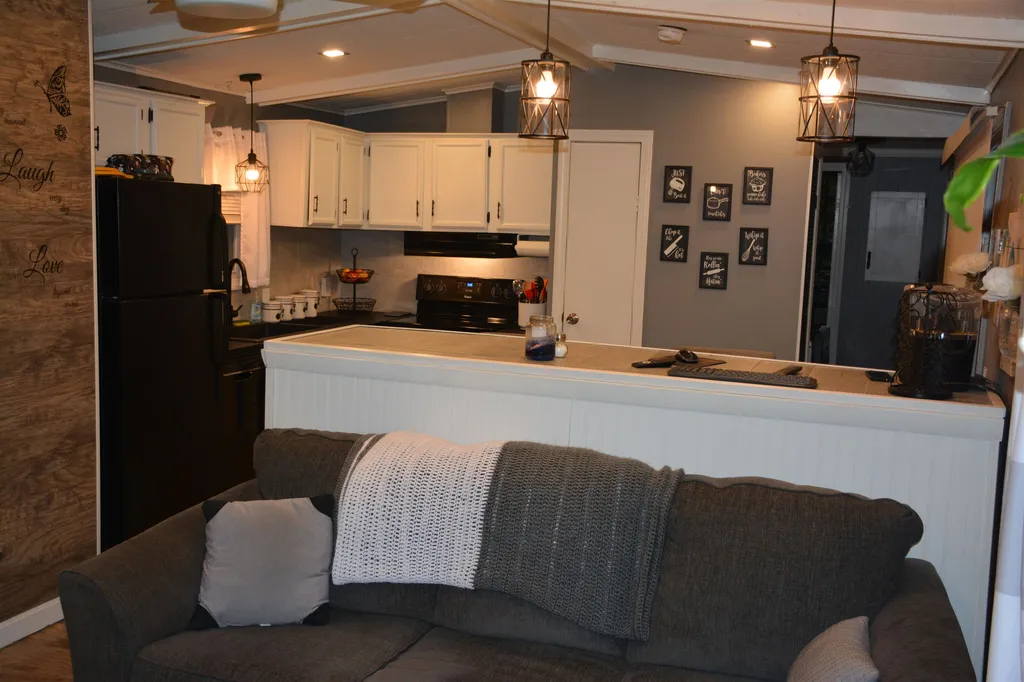8 Linda Street Danville NH 03819