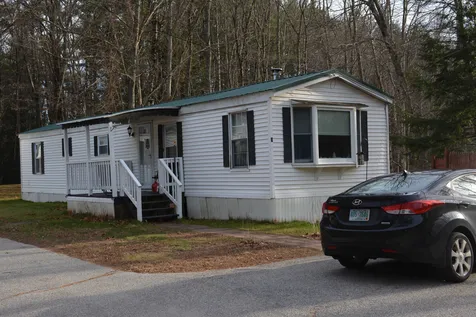 8 Linda Street Danville NH 03819