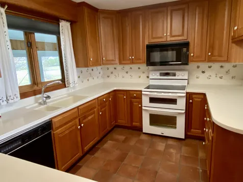 498 Governor Wentworth Highway Tuftonboro NH 03850