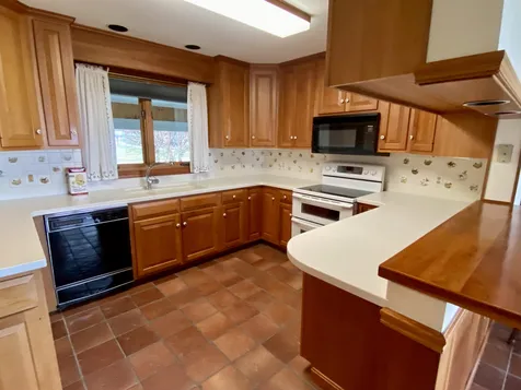 498 Governor Wentworth Highway Tuftonboro NH 03850