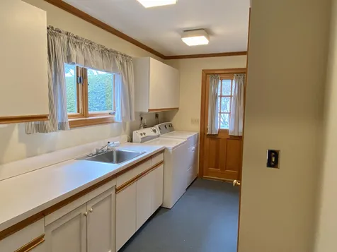 498 Governor Wentworth Highway Tuftonboro NH 03850