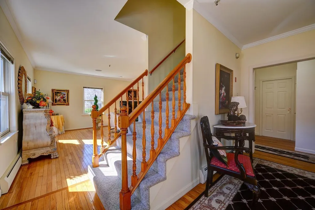 38 Depot Road Hampton Falls NH 03844