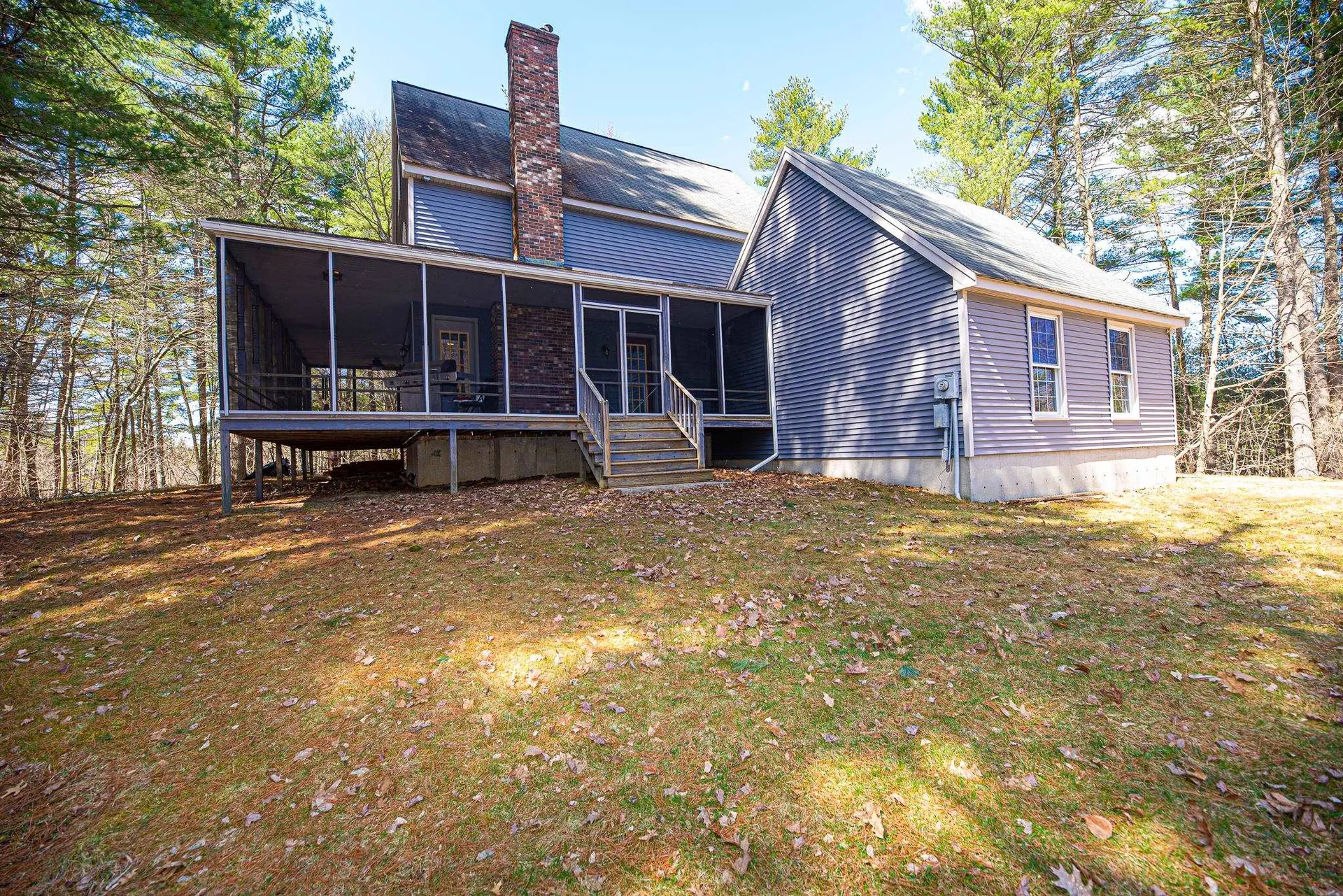 4 Little Hales Lane Hudson NH 03051